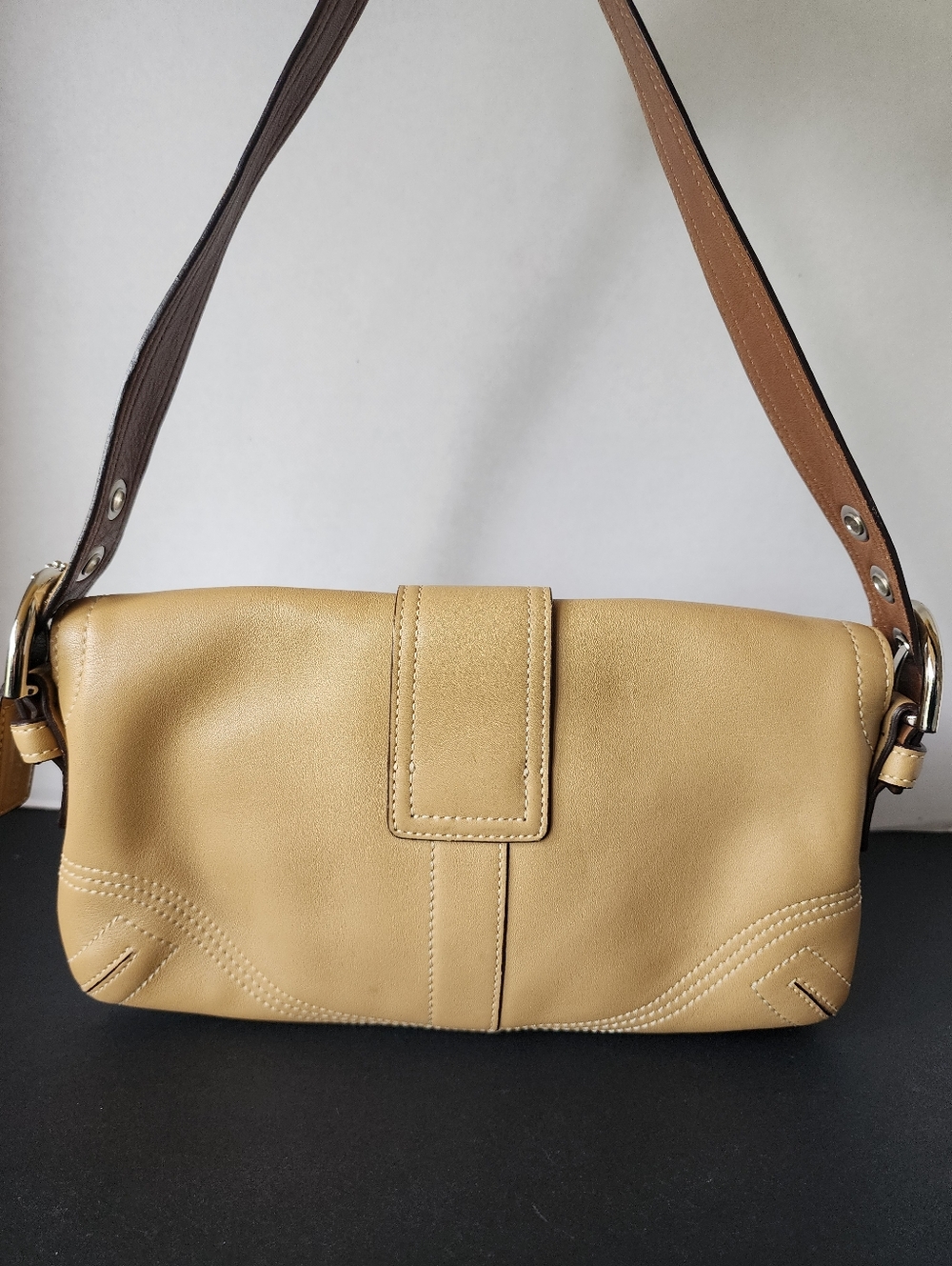 Coach Vintage Soho, Double Compartment, Tan, EUC, 2005, 8A05 - Picture 2 of 16
